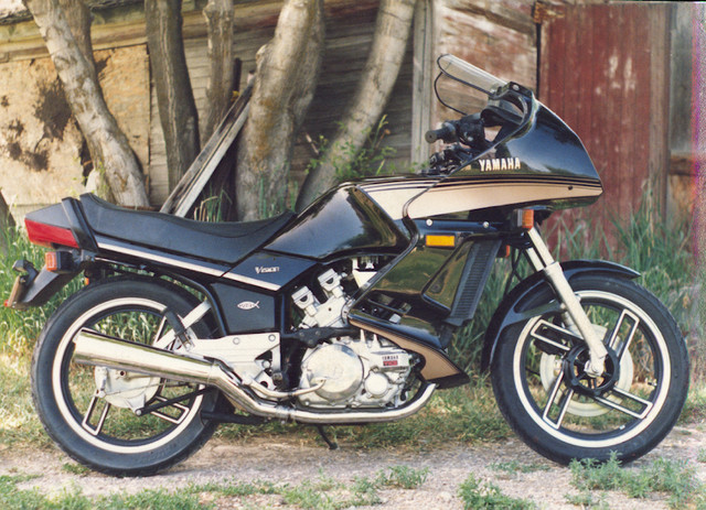 Yamaha XZ550S